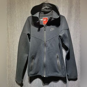 Nike Tech Pack full zip hoodie in Black Womens small